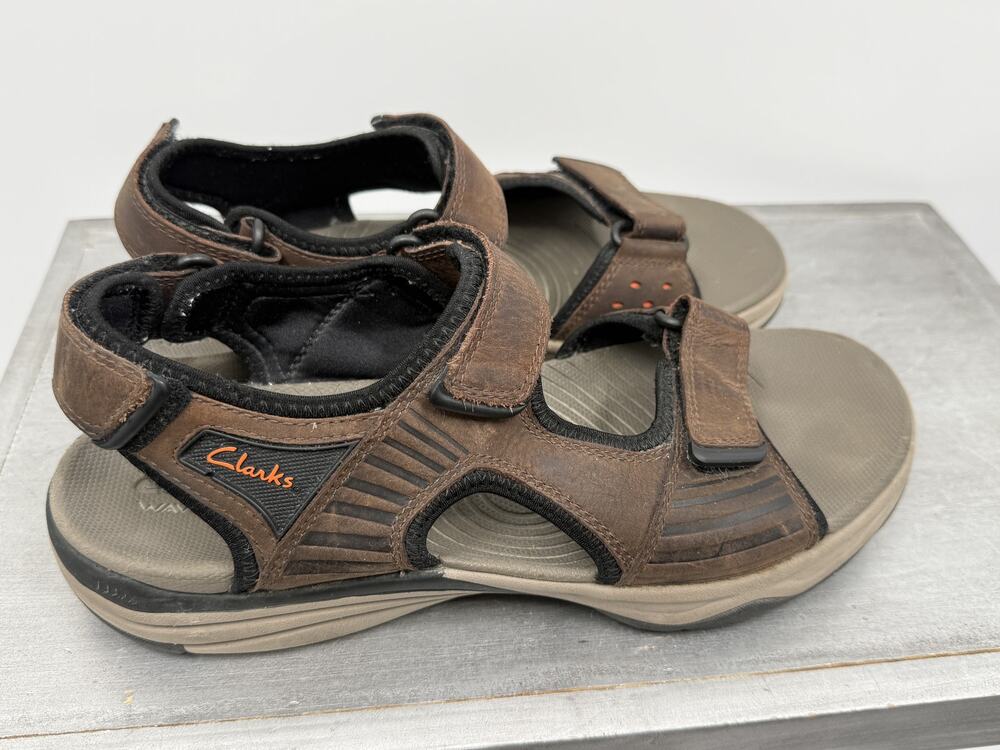 Clarks WaveWalk Men's Brown Leather Sport Sandals Size 10 Walking Travel Comfort